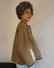 Load image into Gallery viewer, Fraya Sheepskin Jacket