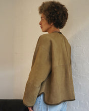 Load image into Gallery viewer, Fraya Sheepskin Jacket
