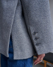 Load image into Gallery viewer, Oversized Blazer