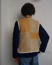 Load image into Gallery viewer, Sheepskin Waistcoat