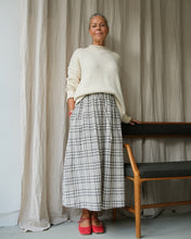 Load image into Gallery viewer, Suki Pleated Skirt