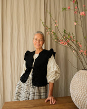 Load image into Gallery viewer, Sheepskin Waistcoat Ruffle