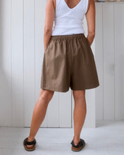 Load image into Gallery viewer, Stella Shorts Fudge