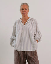 Load image into Gallery viewer, Jolene Blouse