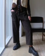 Load image into Gallery viewer, Raf Cropped Trouser