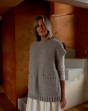 Load image into Gallery viewer, Amy Sweater Vest Oatmeal