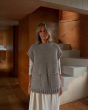 Load image into Gallery viewer, Amy Sweater Vest Oatmeal