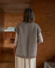 Load image into Gallery viewer, Amy Sweater Vest Oatmeal