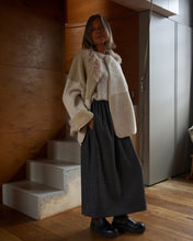 Load image into Gallery viewer, Sheepskin Jacket Cream