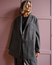 Load image into Gallery viewer, Oversized Blazer Check