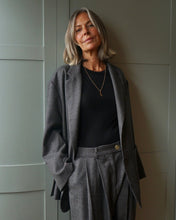 Load image into Gallery viewer, Oversized Blazer Check