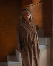 Load image into Gallery viewer, Charlie Dress Caramel