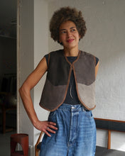 Load image into Gallery viewer, Sheepskin Waistcoat