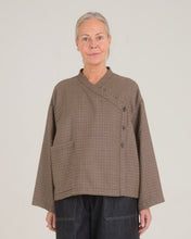Load image into Gallery viewer, Wrap Shirt - Jacket