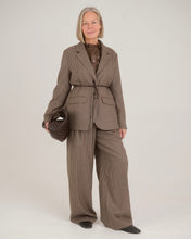 Load image into Gallery viewer, Fluid Suit Trouser