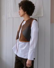 Load image into Gallery viewer, Reversible Ara Waistcoat