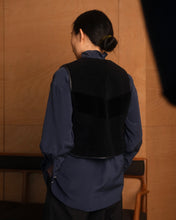 Load image into Gallery viewer, Reversible Ara Waistcoat
