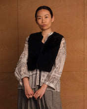 Load image into Gallery viewer, Reversible Ara Waistcoat