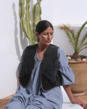 Load image into Gallery viewer, Reversible Ara Waistcoat