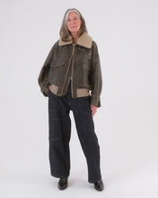 Load image into Gallery viewer, Relaxed Leather Jacket
