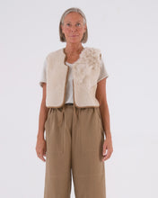Load image into Gallery viewer, Reversible Ara Waistcoat