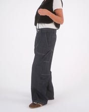 Load image into Gallery viewer, Ida Relaxed Jeans