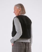 Load image into Gallery viewer, Reversible Ara Waistcoat
