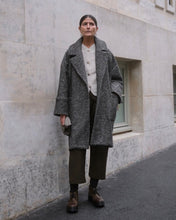 Load image into Gallery viewer, Amelie Tweed Coat