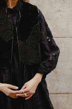 Load image into Gallery viewer, Reversible Ara Waistcoat
