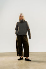 Load image into Gallery viewer, Joni Crew Sweater Taupe