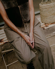 Load image into Gallery viewer, Tehya Drawstring Trousers