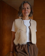 Load image into Gallery viewer, Sheepskin Waistcoat Ecru